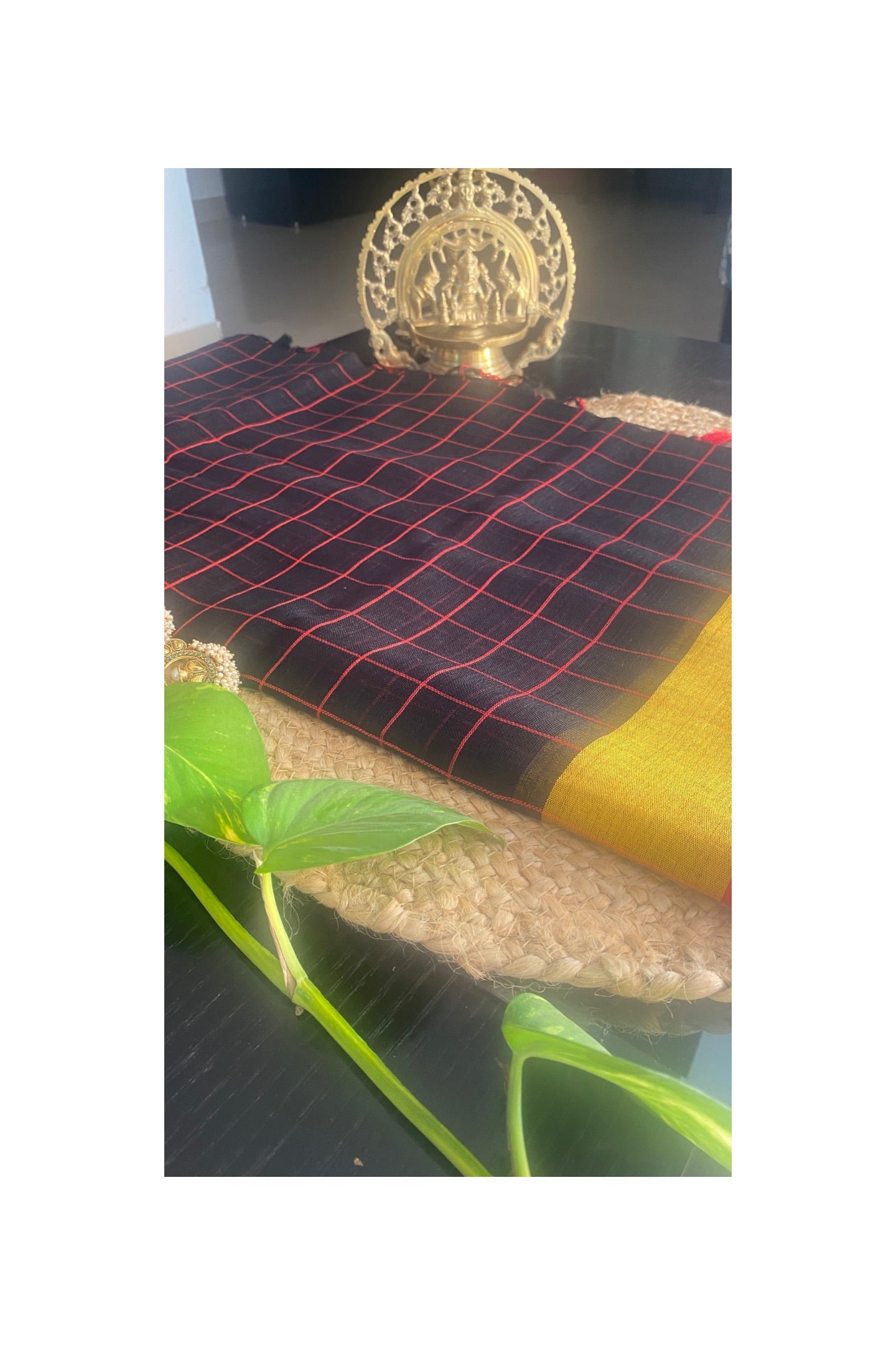 LINEN BLACK CHECKS SAREE