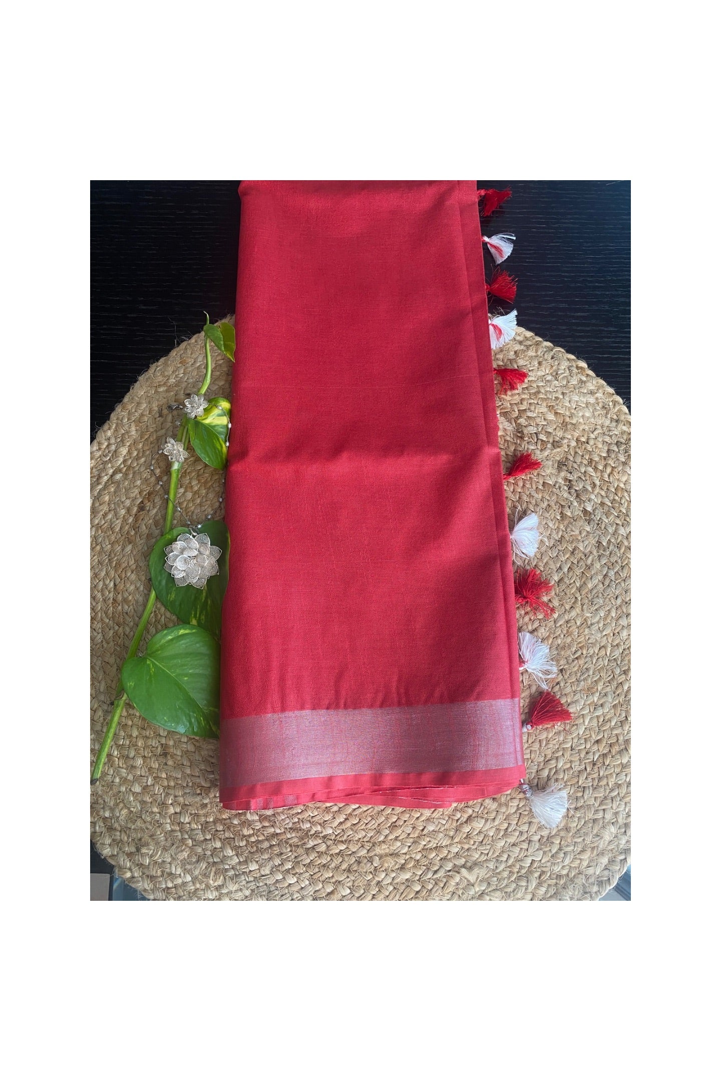Red cotton linen saree