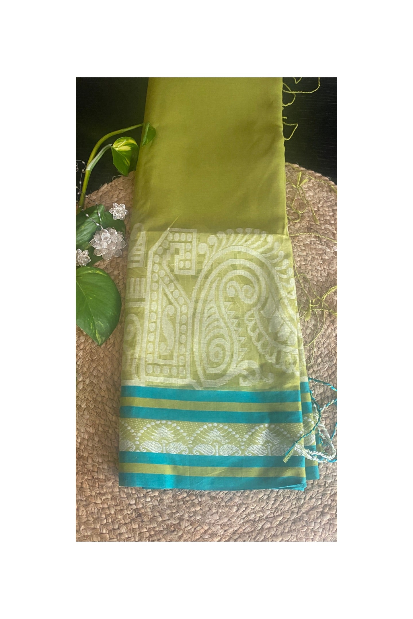 Mehendi Green Cotton Jamdani Saree
