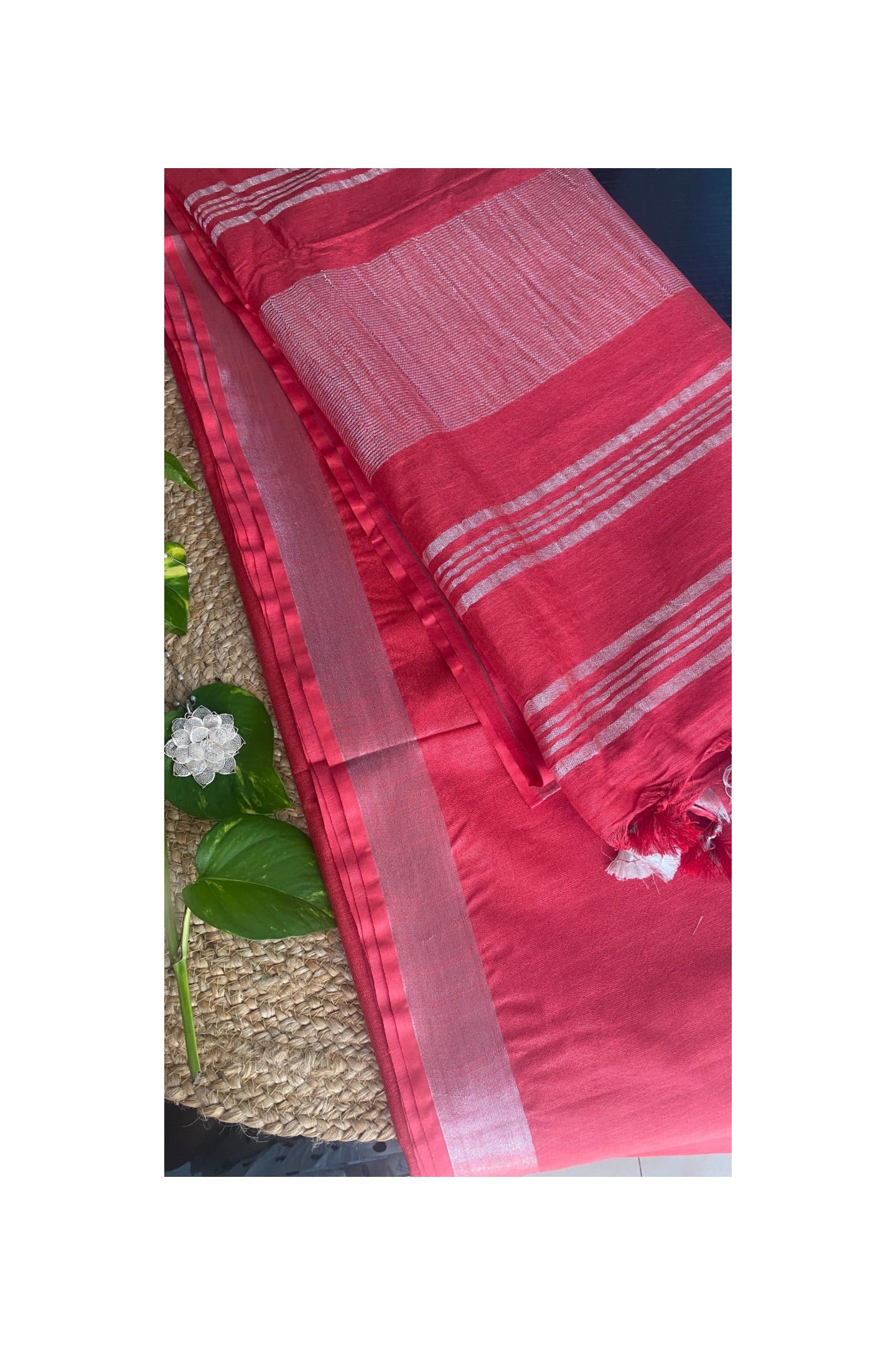 Red cotton linen saree